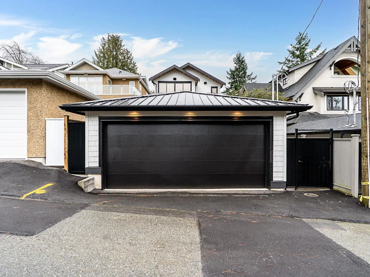 2565 W 2nd Avenue, Vancouver, BC, V6K 1J7 - 37