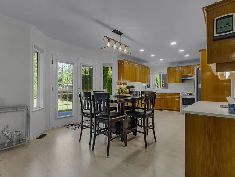 19113 62a Avenue, Surrey, BC, V3S 8C6 - 11