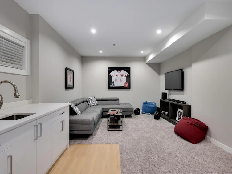 311 Avalon Drive, Port Moody, BC, V3H 2X9 - 32