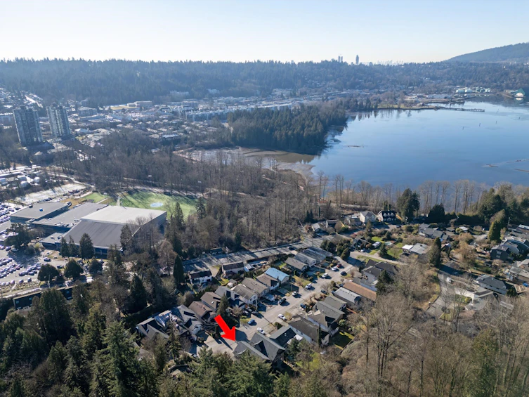 311 Avalon Drive, Port Moody, BC, V3H 2X9 - 2