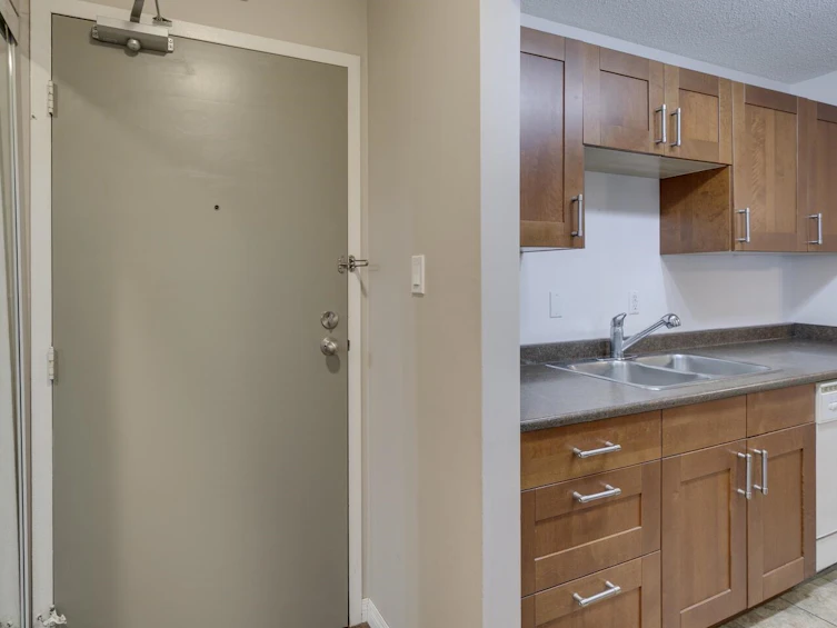 208-275 W 2nd Street, North Vancouver, BC, V7M 1C9 - 3