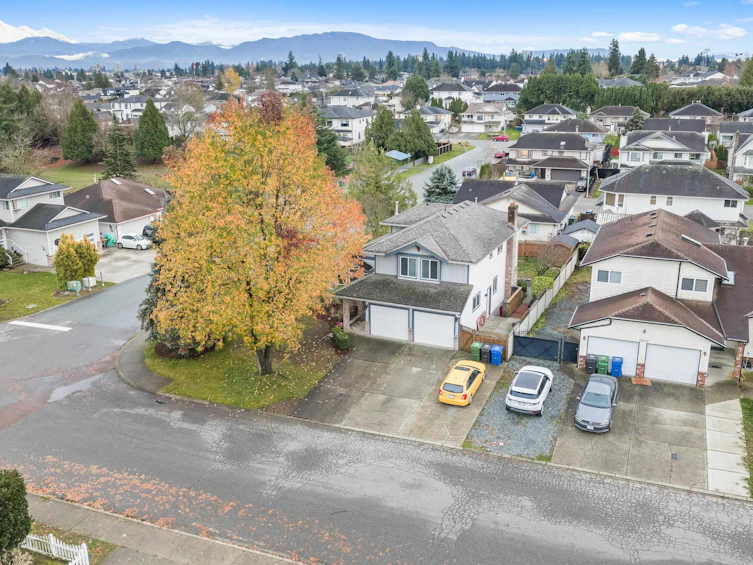 32178 Clinton Avenue, Abbotsford, BC, V2T 5B5 - 4