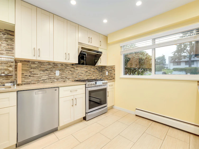 25-11551 Kingfisher Drive, Richmond, BC, V7E 3N5 - 7