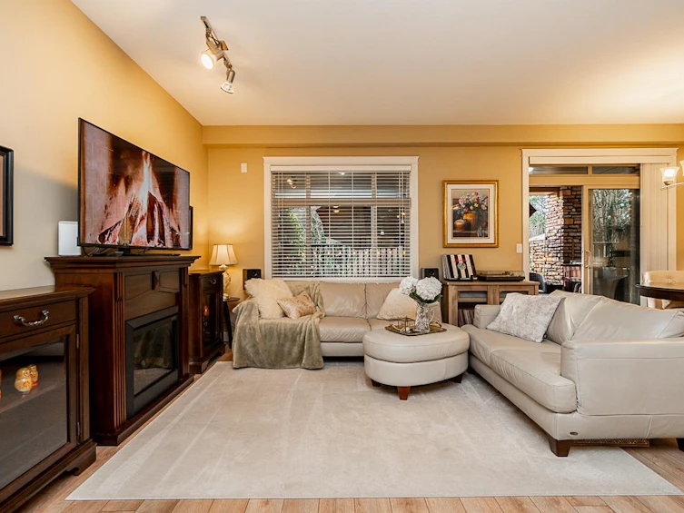 108-12635 190a Street, Pitt Meadows, BC, V3Y 0E8 - 12
