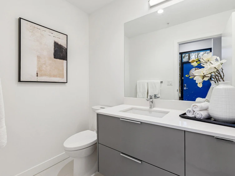 TH1431 Hunter Street, North Vancouver, BC, V7J 1H3 - 17