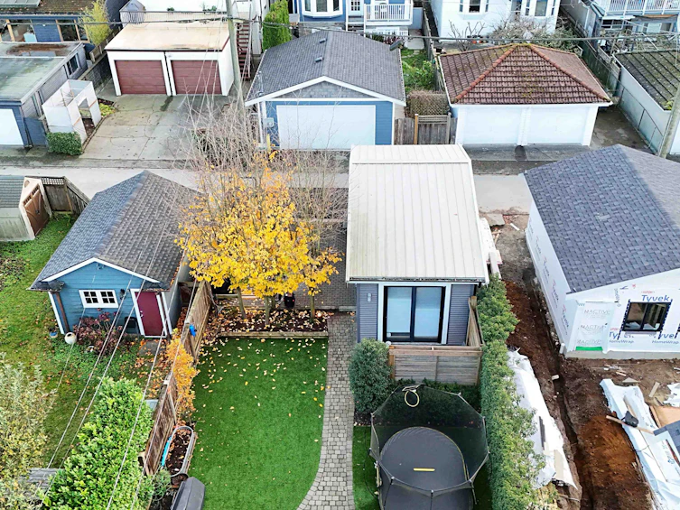 2640 Mcgill Street, Vancouver, BC, V5K 1H3 - 19