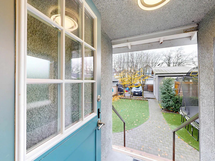 2640 Mcgill Street, Vancouver, BC, V5K 1H3 - 32