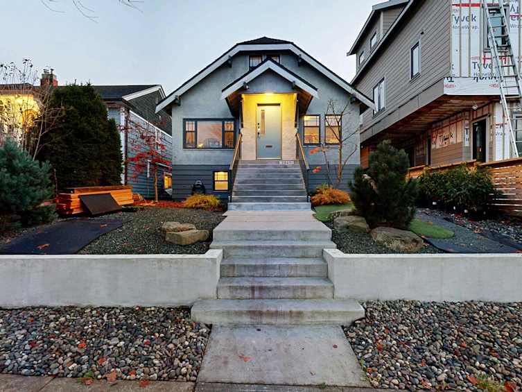 2640 Mcgill Street, Vancouver, BC, V5K 1H3 - 12