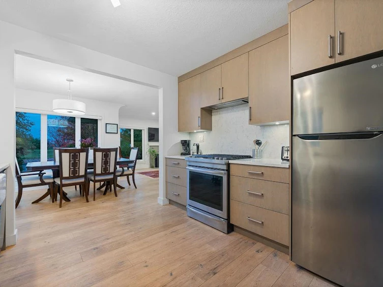 1436 Grand Boulevard, North Vancouver, BC, V7L 3X7 - 9