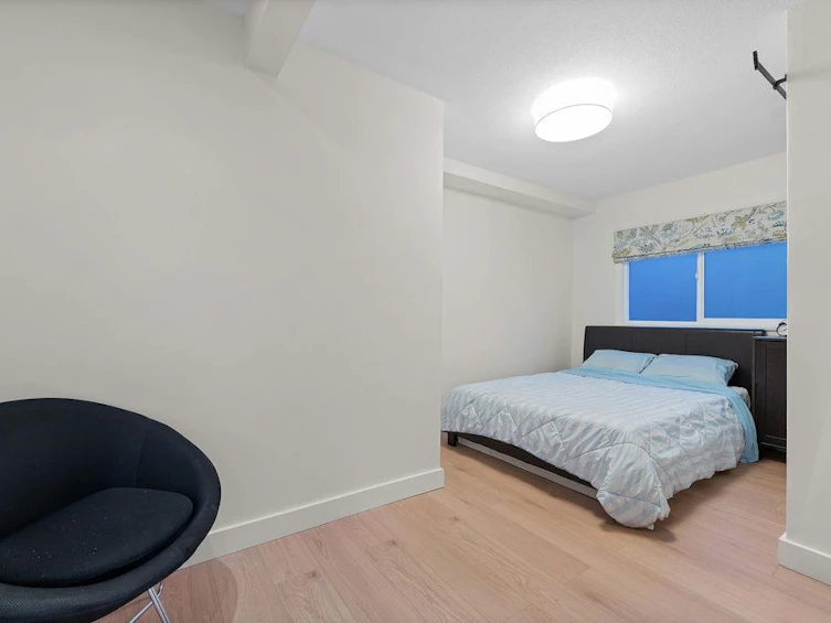 1436 Grand Boulevard, North Vancouver, BC, V7L 3X7 - 16