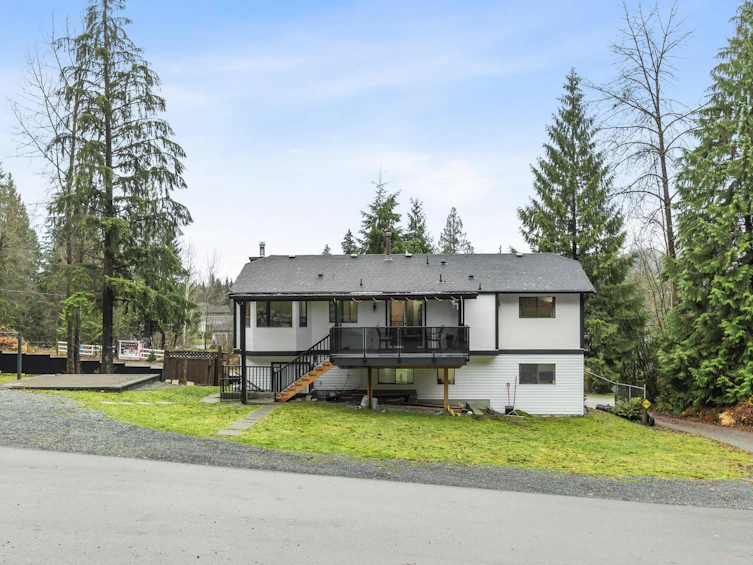 32555 Richards Avenue, Mission, BC, V2V 7E6 - 2