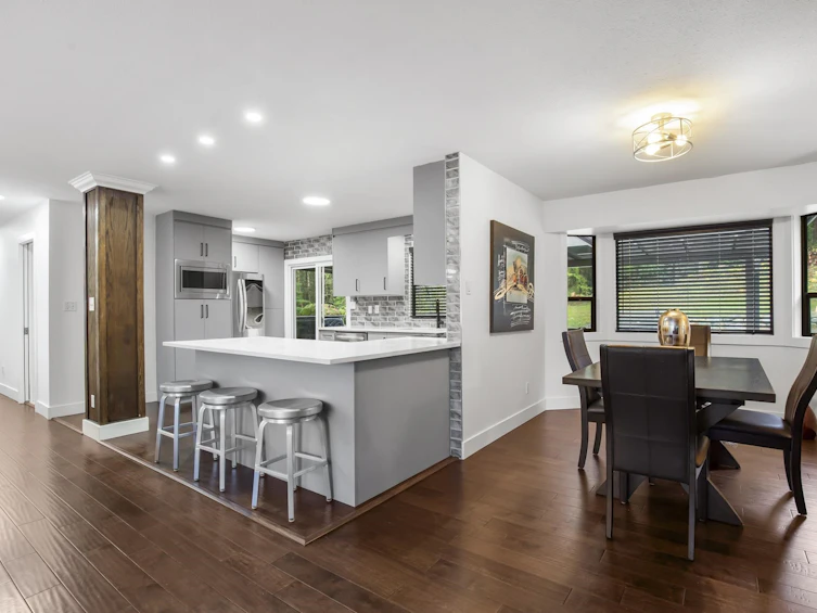 32555 Richards Avenue, Mission, BC, V2V 7E6 - 12