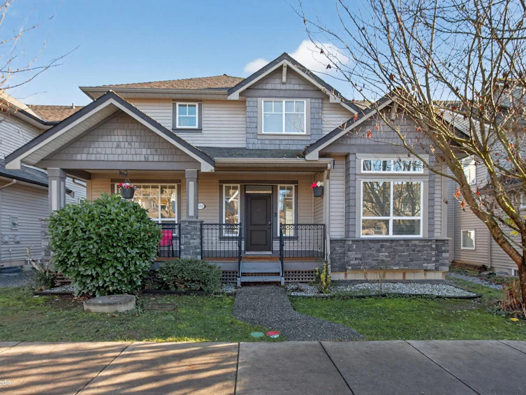 7032 195a Street, Surrey, BC, V4N 5Z2