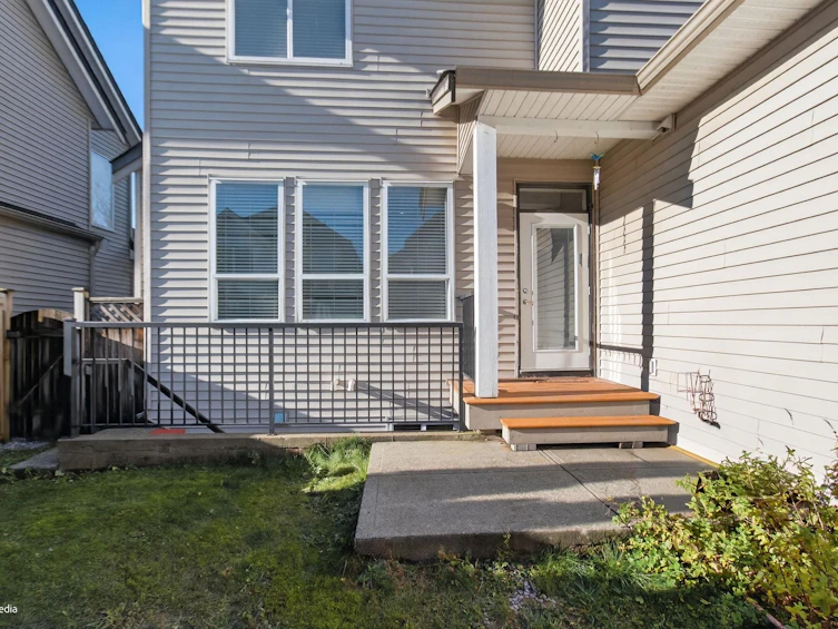 7032 195a Street, Surrey, BC, V4N 5Z2 - 38