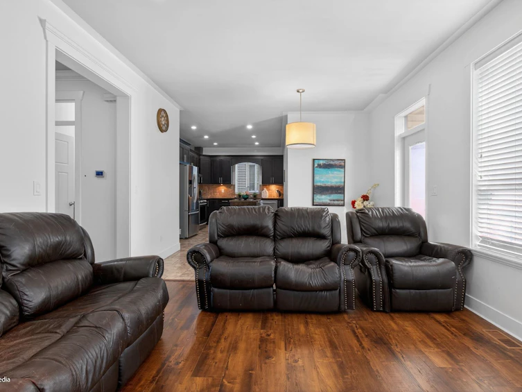 7032 195a Street, Surrey, BC, V4N 5Z2 - 12