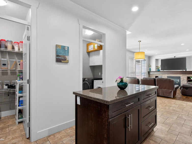 7032 195a Street, Surrey, BC, V4N 5Z2 - 15
