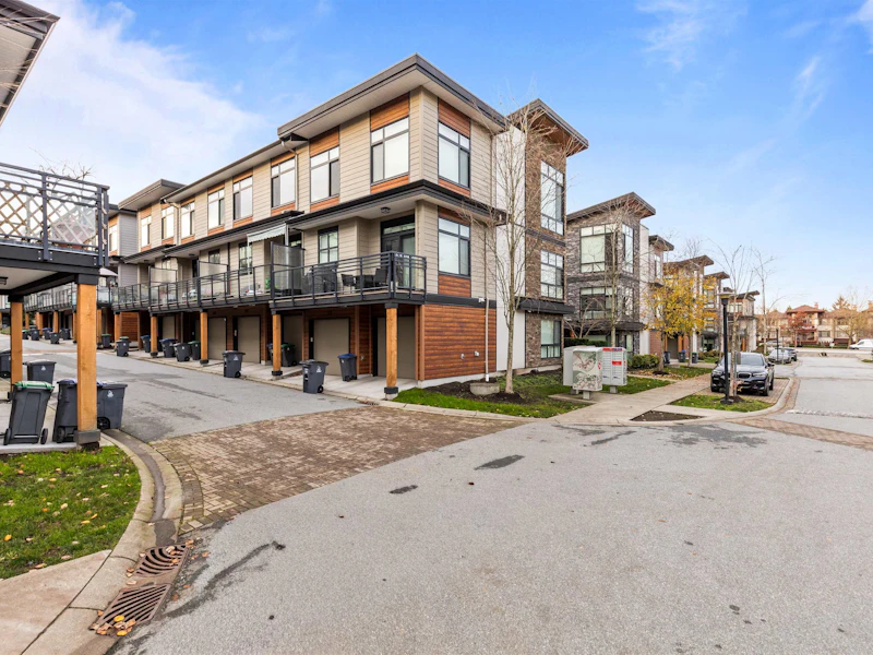 201 - 16488 64th Avenue, Surrey BC
