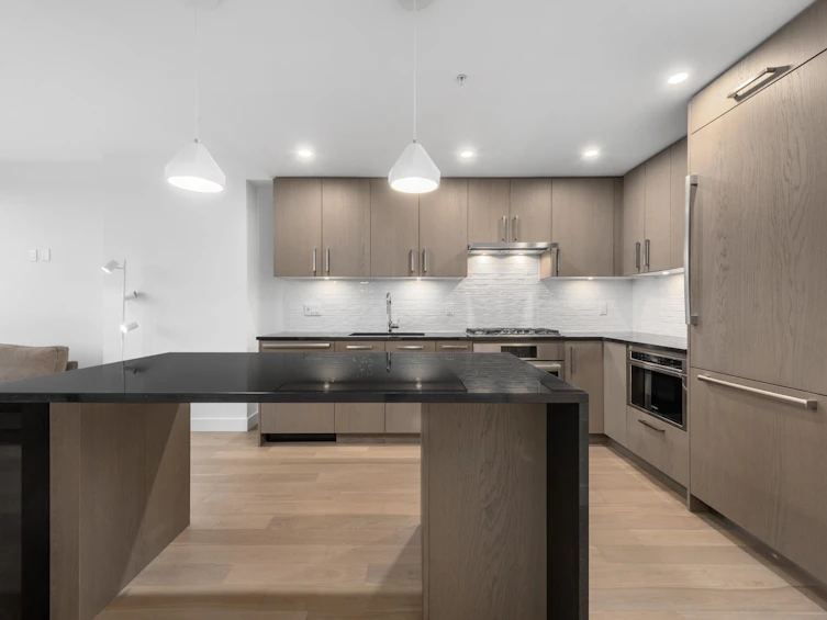 403-1588 Johnston Road, Surrey, BC, V4B 0C5 - 3