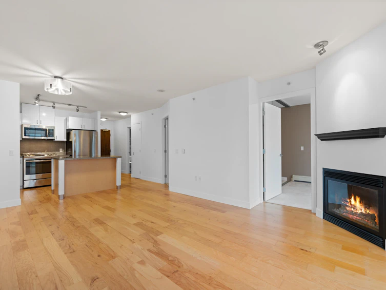 805-175 W 1st Street, North Vancouver, BC, V7M 3N9 - 10