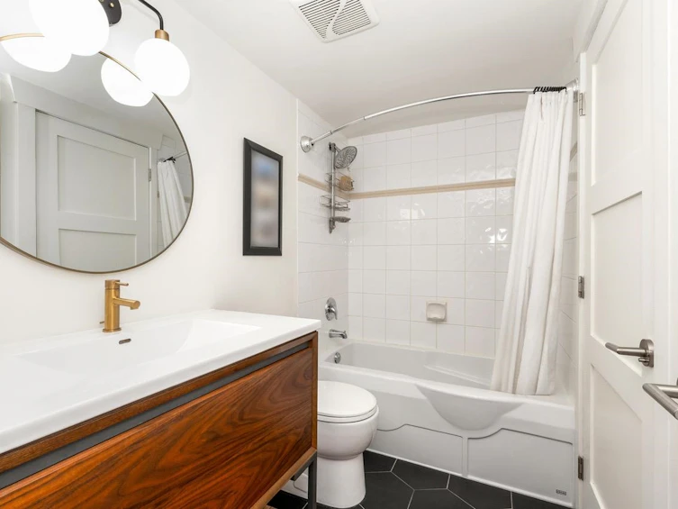 209-3333 W 4th Avenue, Vancouver, BC, V6R 4R9 - 12
