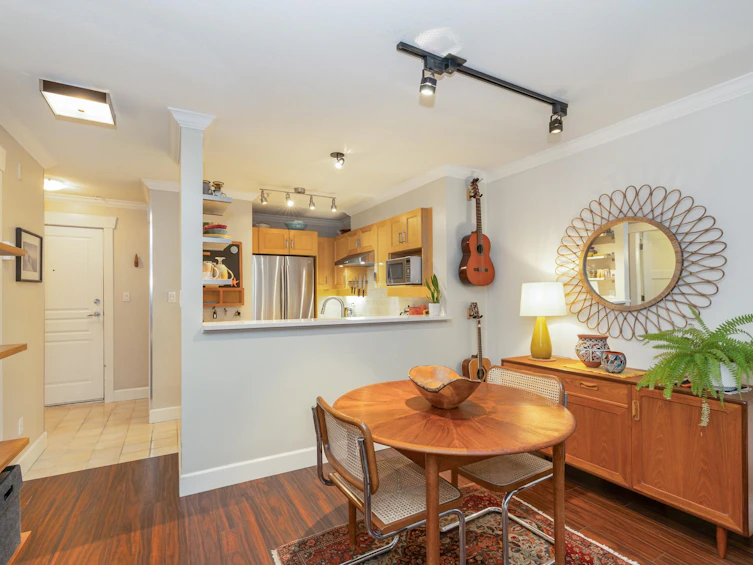 209-3333 W 4th Avenue, Vancouver, BC, V6R 4R9 - 7
