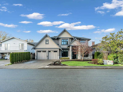 7591 Gabriola Crescent - 2