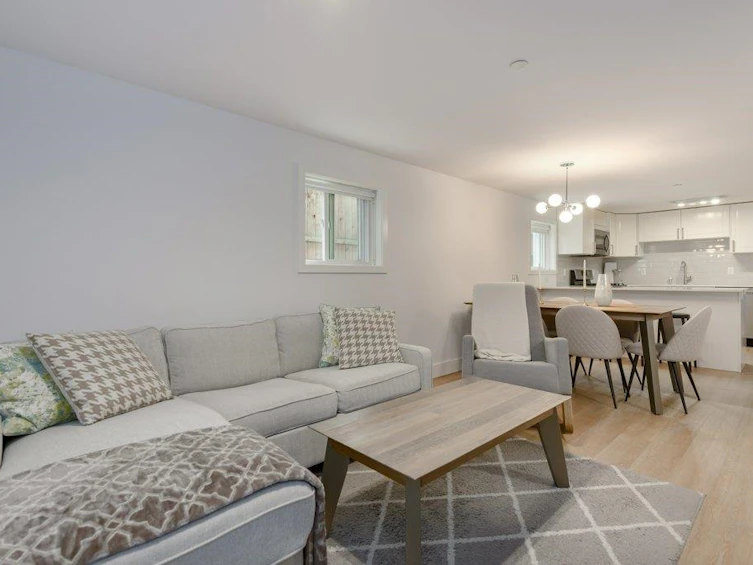 5051 Sherbrooke Street, Vancouver, BC, V5W 3M1 - 30