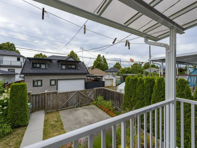 5051 Sherbrooke Street, Vancouver, BC, V5W 3M1 - 14