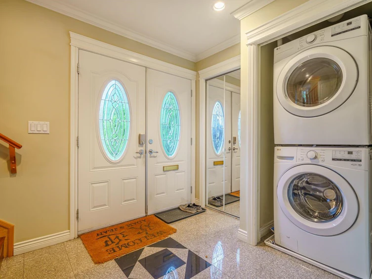1150 East 41st Avenue, Vancouver, BC, V5W 1R2 - 20