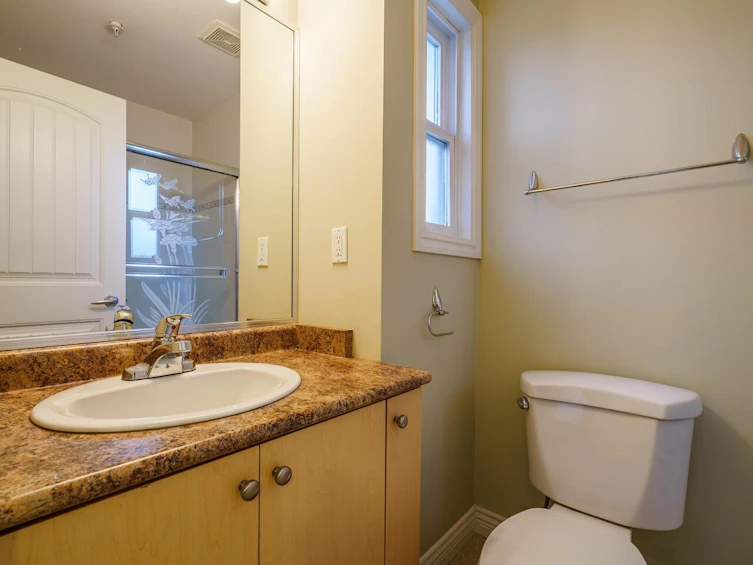 1150 East 41st Avenue, Vancouver, BC, V5W 1R2 - 33