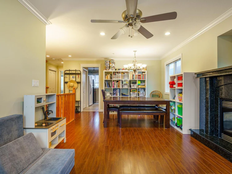 1150 East 41st Avenue, Vancouver, BC, V5W 1R2 - 7