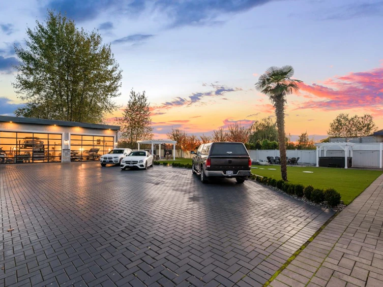 11566 Blundell Road, Richmond, BC, V6Y 1L3 - 36