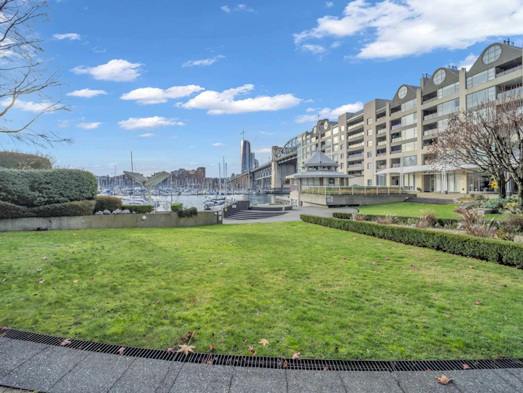 203-1000 Beach Avenue, Vancouver, BC, V6E 4M2 - 34