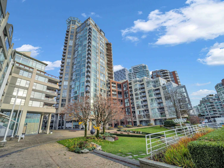 203-1000 Beach Avenue, Vancouver, BC, V6E 4M2 - 28