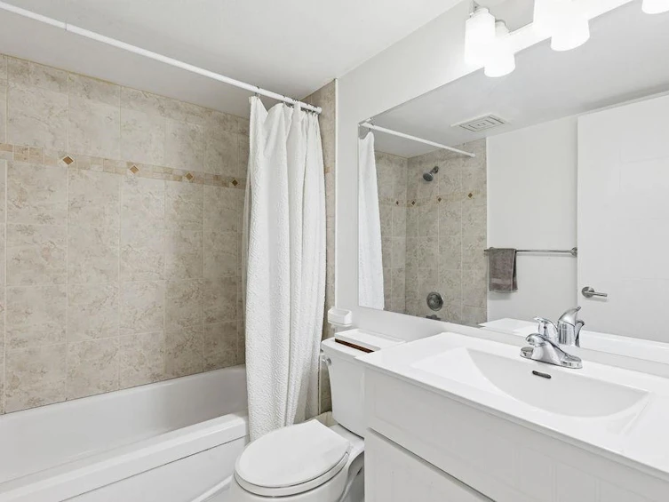1A-1048 E 7th Avenue, Vancouver, BC, V5T 1P7 - 15