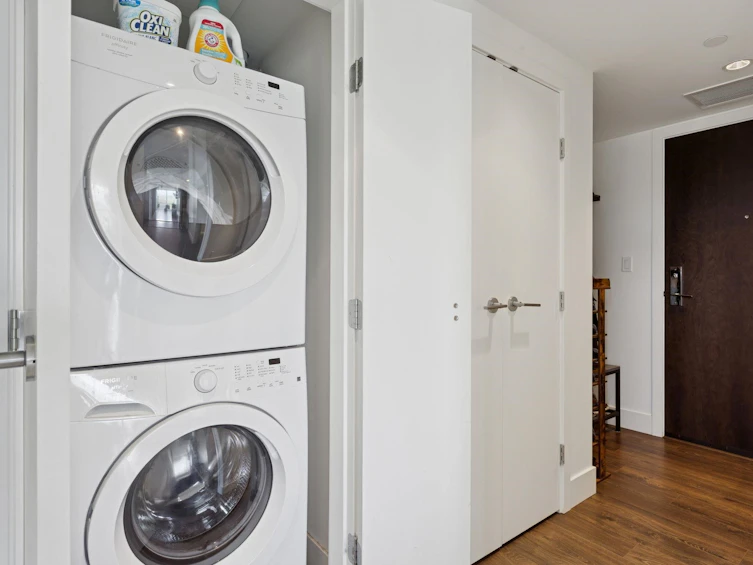1702-1550 Fern Street, North Vancouver, BC, V7J 0A9 - 21