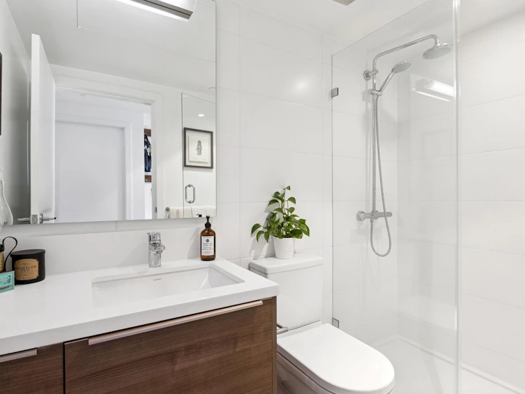 1702-1550 Fern Street, North Vancouver, BC, V7J 0A9 - 19
