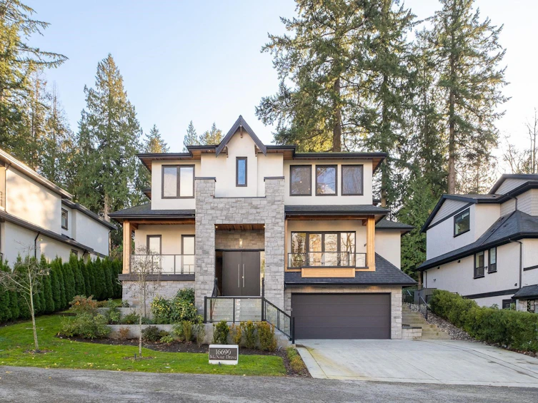 16690 Mcnair Drive, Surrey, BC, V3Z 0P9