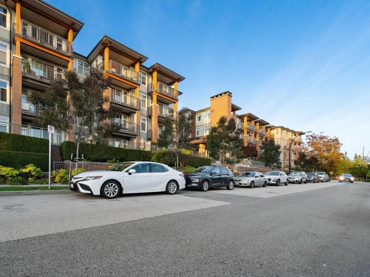 1109-963 Charland Avenue, Coquitlam, BC, V3K 0E2