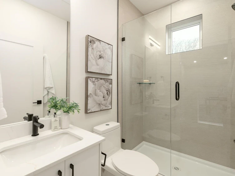 1-3508 E Pender Street, Vancouver, BC, V5K 2E3 - 17