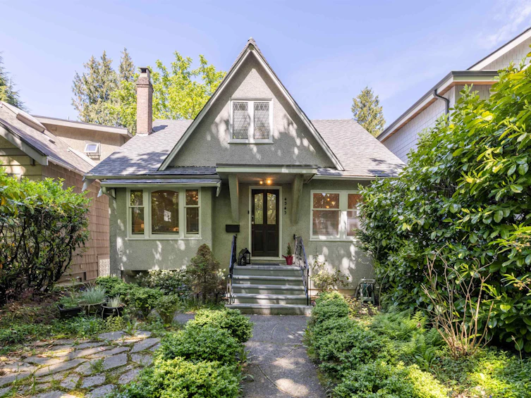 4343 11th Avenue, Vancouver, BC, V6R 2L9