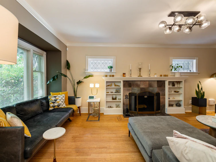 4343 11th Avenue, Vancouver, BC, V6R 2L9 - 4