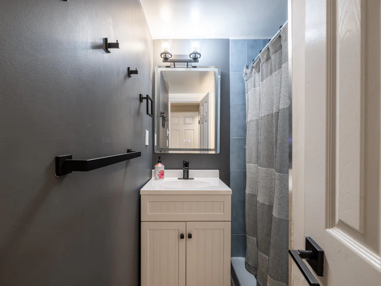 4343 11th Avenue, Vancouver, BC, V6R 2L9 - 39