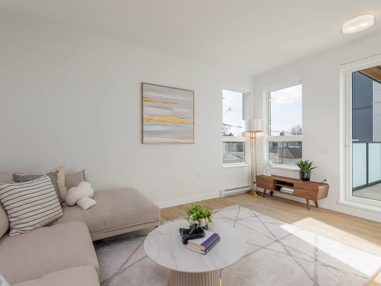 303-4933 Clarendon Street, Vancouver, BC, V5R 0J6 - 2