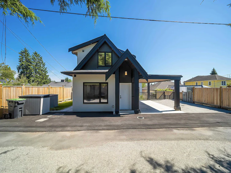 827 Chestnut Street, New Westminster, BC, V3L 4N3 - 37