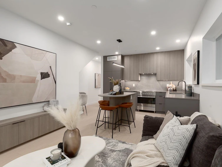 210-2339 E 34th Avenue, Vancouver, BC, V5R 2S6 - 5