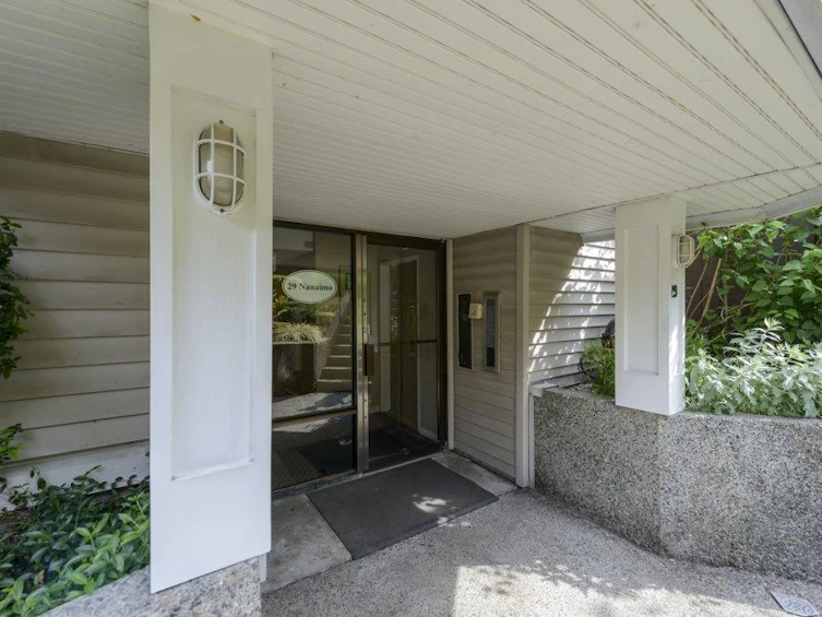 301-29 Nanaimo Street, Vancouver, BC, V5L 4Z6 - 22