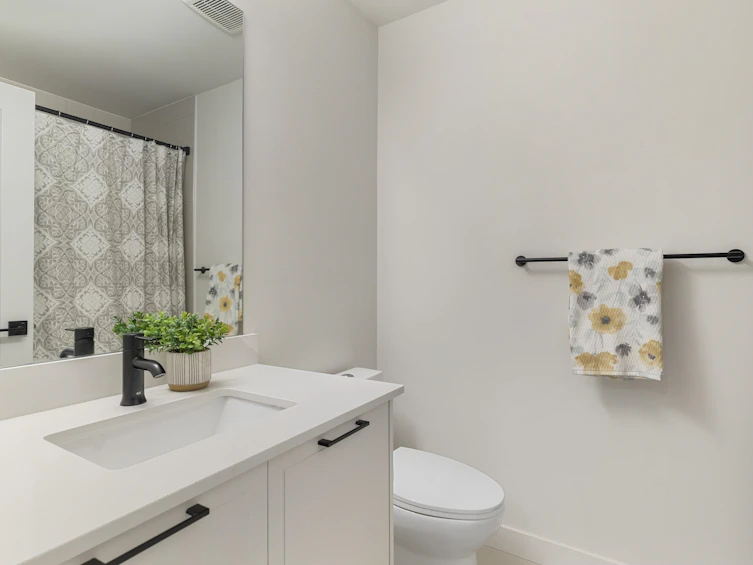 24-20150 81 Avenue, Langley, BC, V2Y 3L8 - 22