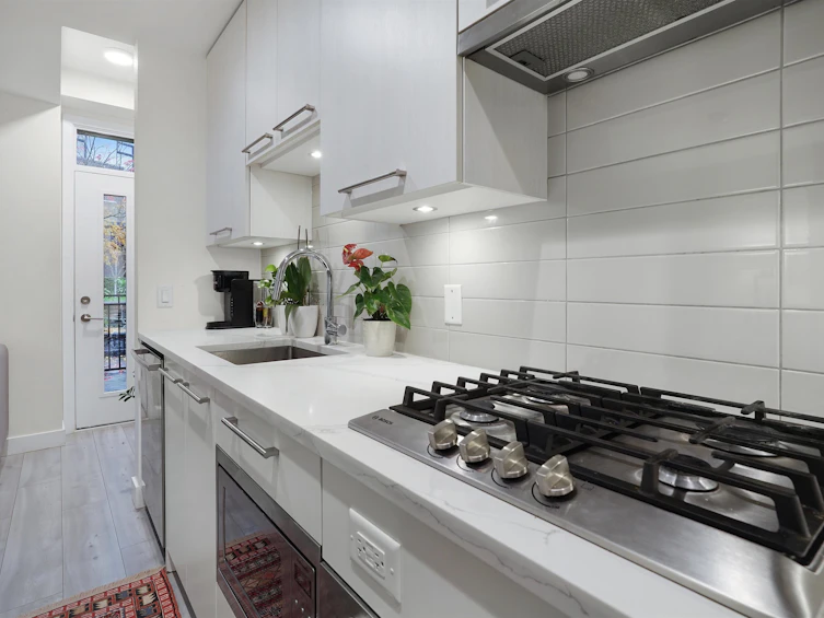 124-2035 Glenaire Drive, North Vancouver, BC, V7P 1Y2 - 8