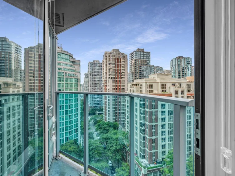 1805-788 Hamilton Street, Vancouver, BC, V6B 0E9 - 16